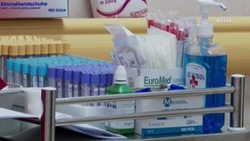 Cârnații de Crăciun i-au pus viața în pericol unui bărbat din Bihor. Omul a ajuns pe patul de spital după masa de sărbători